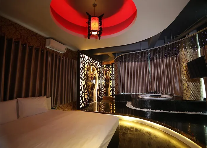 Bonita Grand Hotel